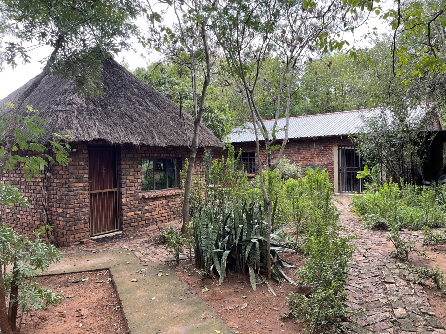 Commercial Property for Sale in Hartbeespoort Rural North West